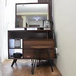 Nice And Cozy Studio At Tifolia Apartment By Travelio
